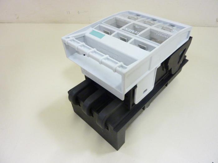 Used SIEMENS Fuse Holder 3ZX1012-0NP30-1AA2 #46039
