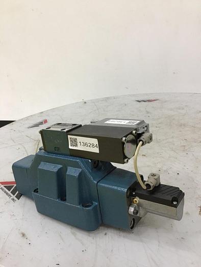 Used BOSCH SERVO Proportional Valve 0 811 404 608 USED
