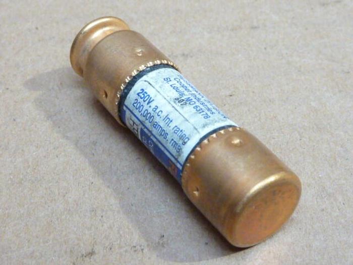 Used FUSETRON 12 Amp Fuse FRN-R-12 #33625
