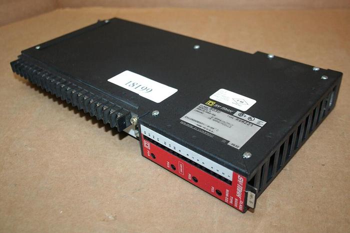 Used SQUARE D Output Module 8030-ROM-221 Used