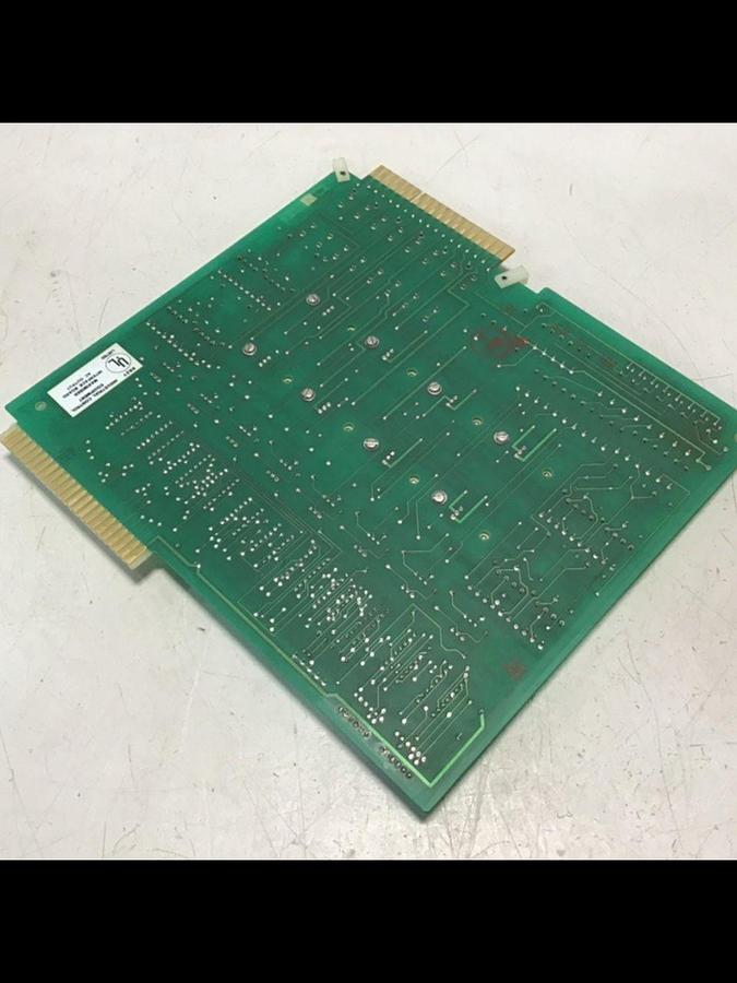 Used CINCINNATI MILACRON Output Board 3-531-3563A Used