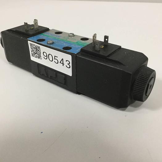 Used VICKERS Valve DG4V3S82CVMUH560 Used
