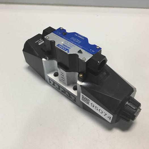Used VICKERS Directional Control Valve DG4V56CMP7LH740 Used #95074