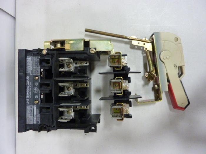 Used ALLEN BRADLEY 60 Amp Disconnect Switch 1494V-DS60 SER A #57451