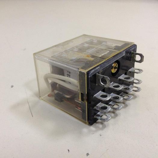 Used ALLEN BRADLEY Relay 700-HF34A1 SER B #76335