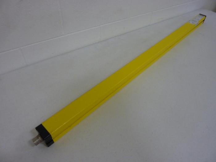 Used SICK OPTIC ELECTRONIC Light Curtain Sender FGSS 1200-221 Used