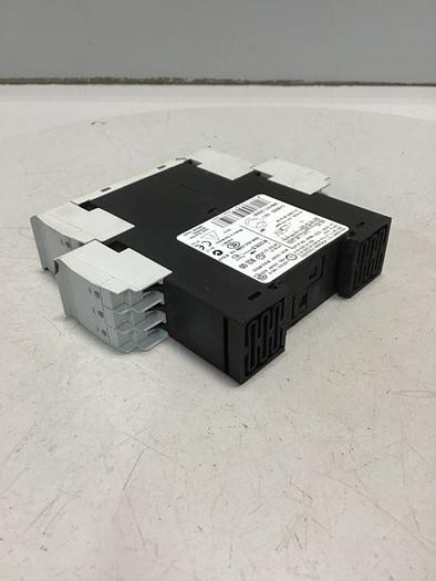 Used SIEMENS Relay 3RN1011-2BB00 #138595