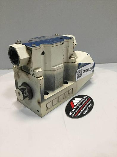 Used VICKERS Valve DG4V-5-2A-M-P7L-H-6-30 Used