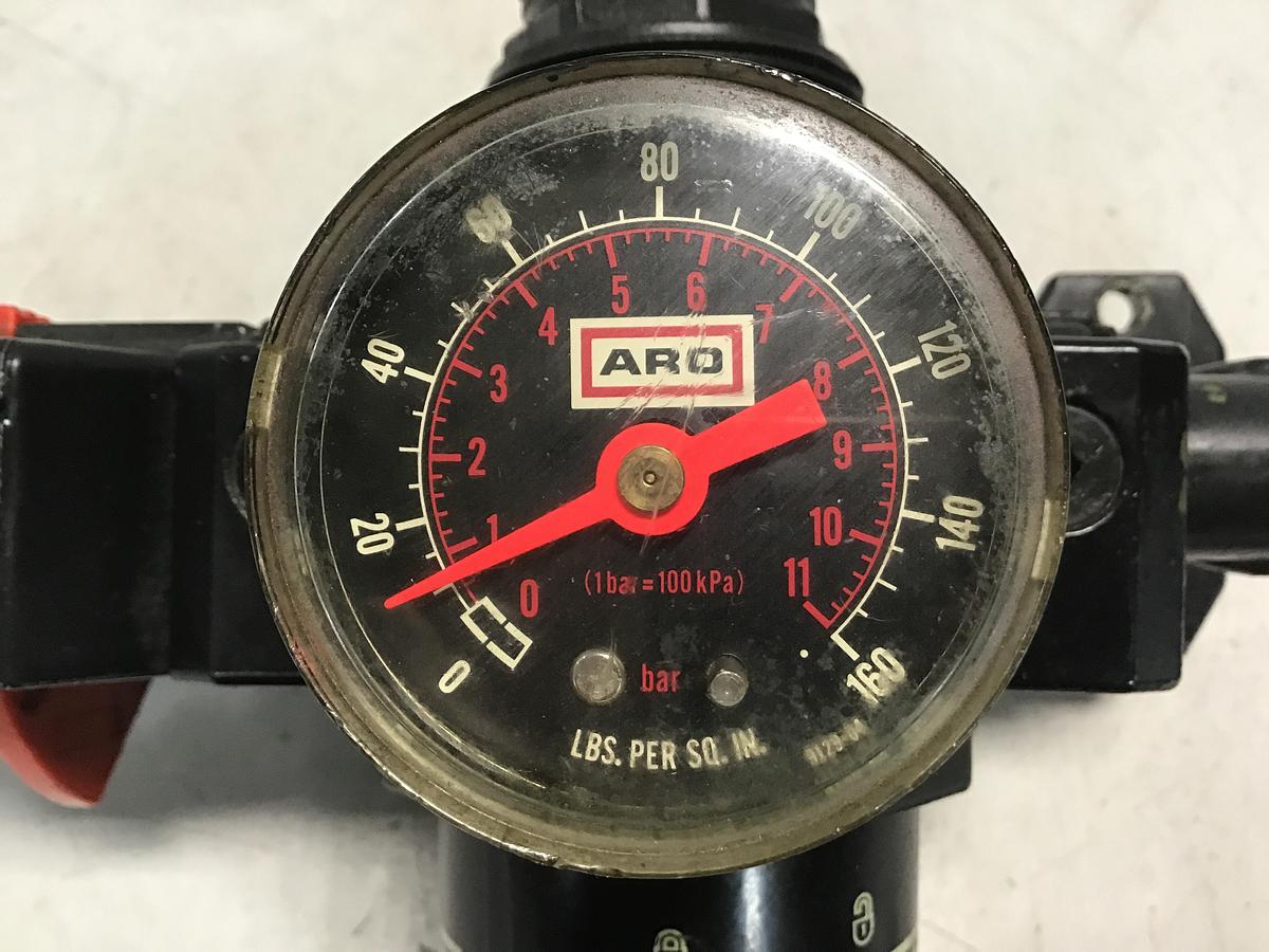 Used ARO P29241-600 Filter w/ Gauge Used #140917