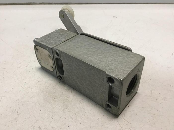 Used TELEMECANIQUE Lox-Switch C2JK05 #121761