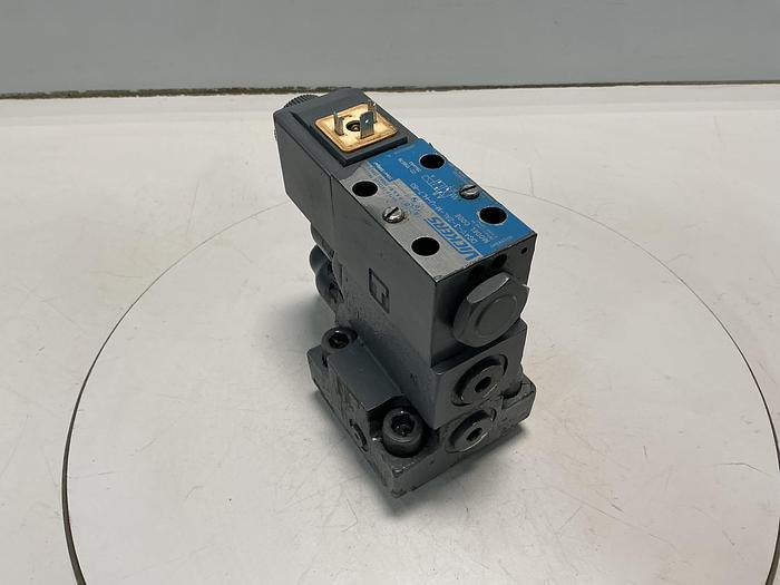 Used VICKERS DG4V-3-2AL-M-U-HL7-60