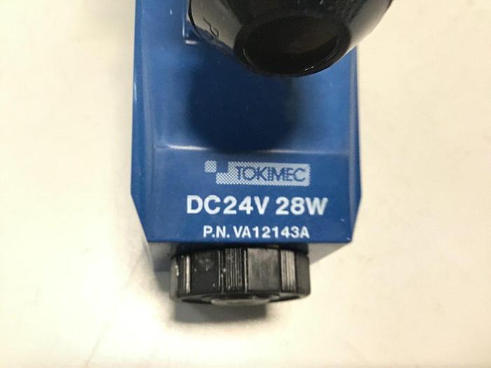 Used VICKERS Directional Control Valve DG4V32AMP7H750 Used #114990
