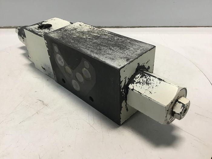 Used YUATSU SEIKO Modular Valve R1VMC-03-A35-B250-5028 #132085