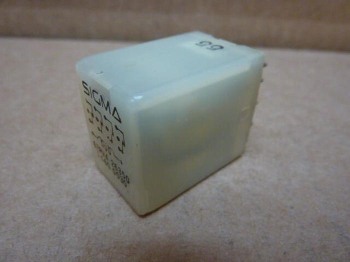 Used SIGMA CONTROL Relay 67RV4 26350 #27614