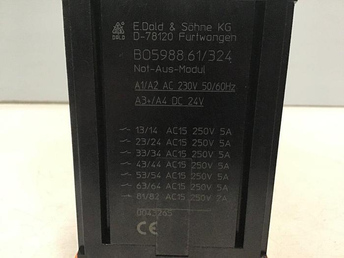 Used DOLD Safemaster Safety Relay B05988.61/324 USED