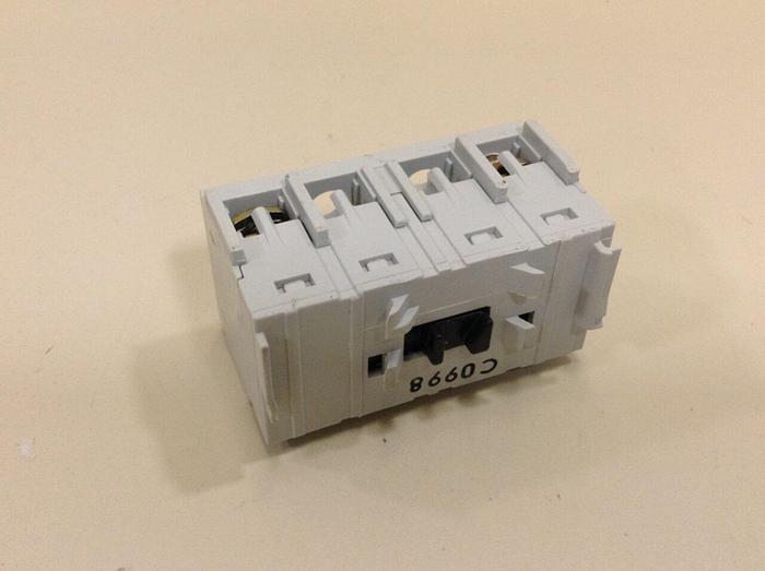 Used ALLEN BRADLEY Auxiliary Contact 195-MA11 SER A #79576