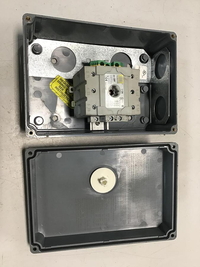 Used HUBBELL Disconnect Switch HBLDS6 Used #135126