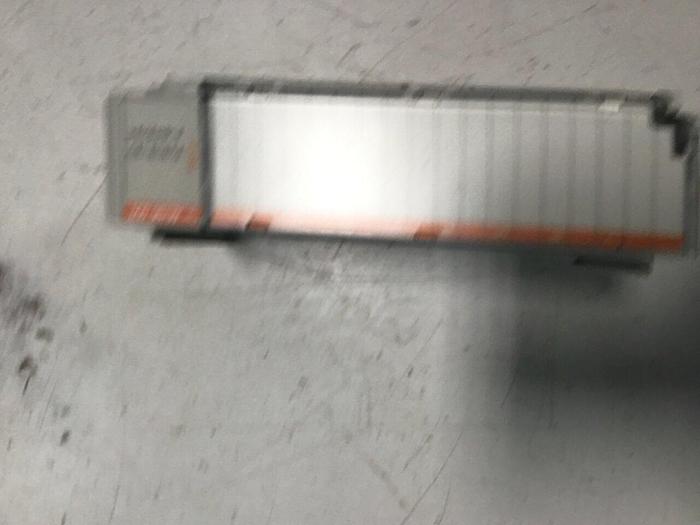 Used ALLEN BRADLEY Compact I/O Output Module 1769-OW8 SER B #140209