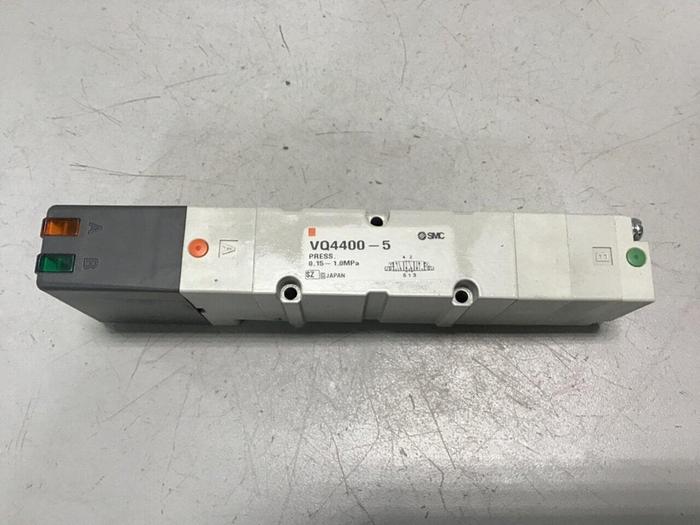 Used SMC Solenoid Valve VQ440-5 #118820