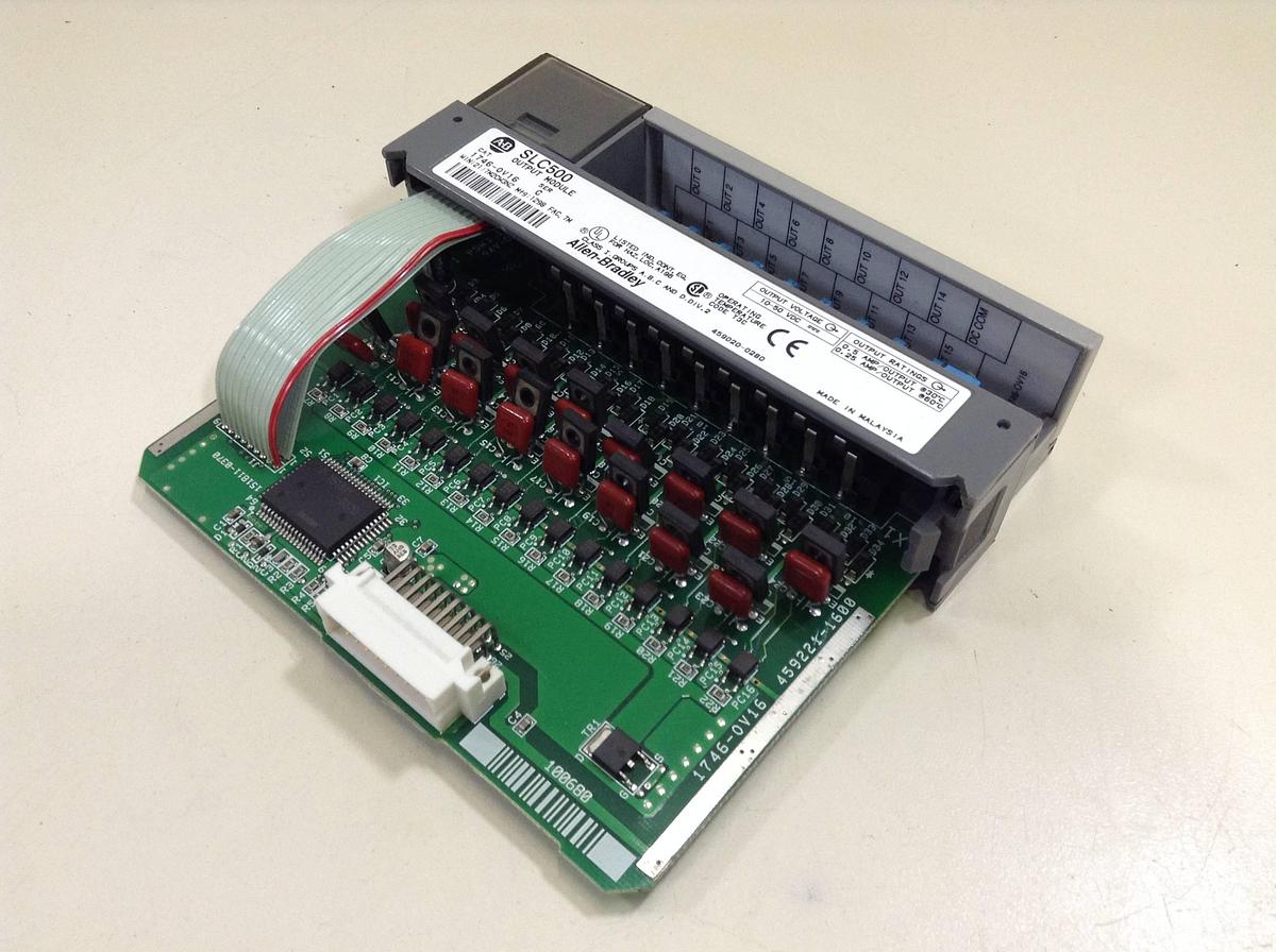 Used ALLEN BRADLEY Output Module 1746-OV16 SER C Used