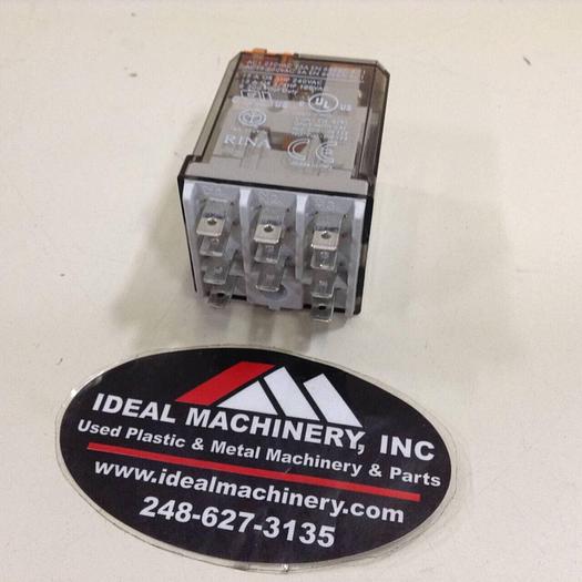 Used ALLEN BRADLEY Relay 700-HB33A1-3-4 SER E #74206
