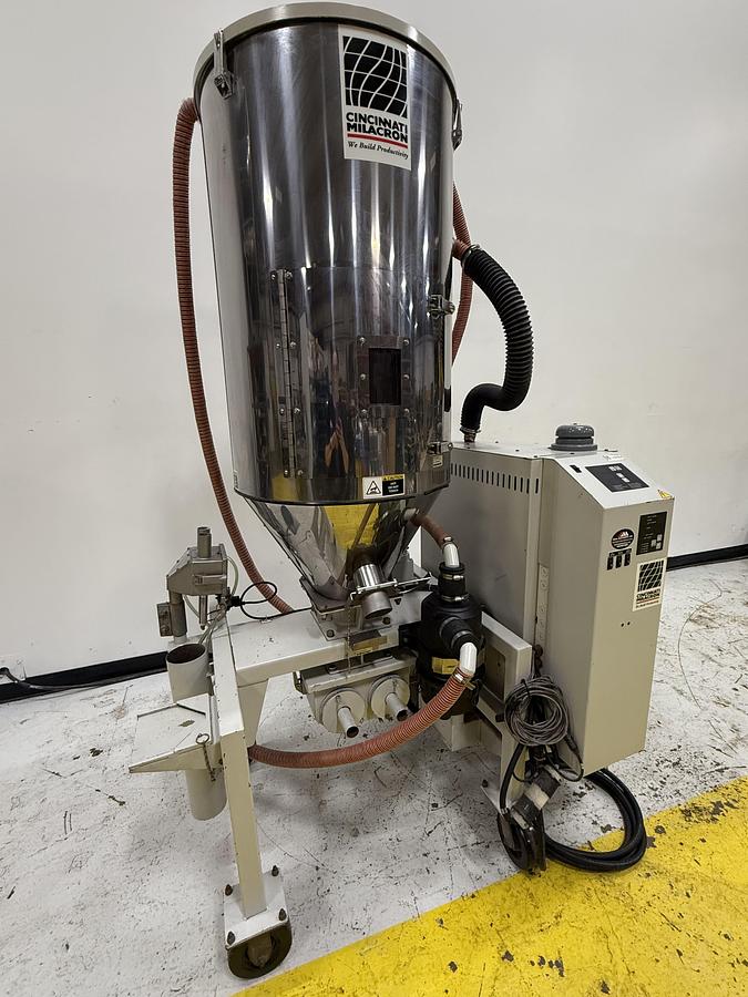 Used MILACRON M-GS-110