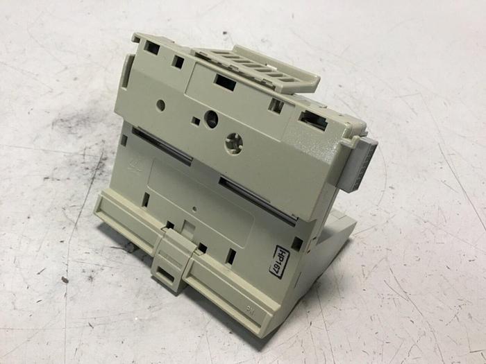 Used ALLEN BRADLEY Terminal Base 1794-TB3S SER A #140206