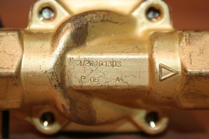 Used HONEYWELL General Purpose Valve 7221GBN3VE00N0C322C2 Used