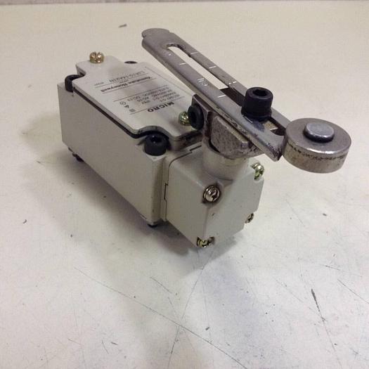 Used YAMATAKE Limit Switch LJA10-14A21N #88965
