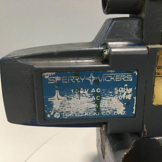 Used SPERRY VICKERS Valve DG4V32APLT10JAS310 #97649