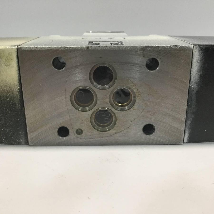 Used VICKERS Directional Control Valve DG4V36CMP7H750 USED