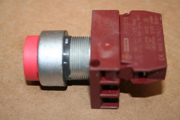 Used GENERAL ELECTRIC / GE Push Button P9MPNRS Used