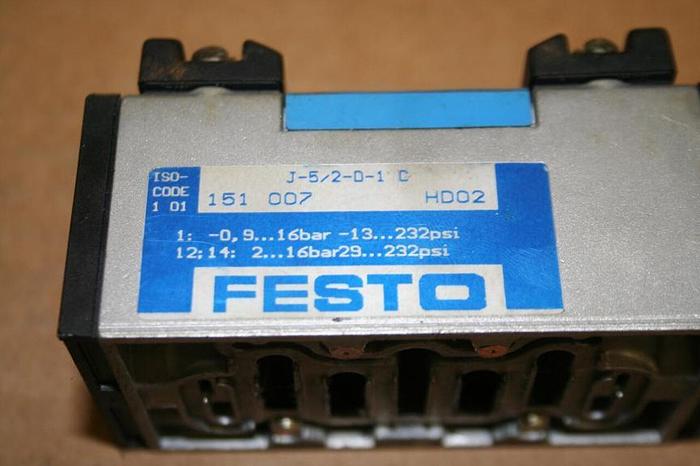 Used FESTO Pneumatic Valve J-5/2-D-1-C Used