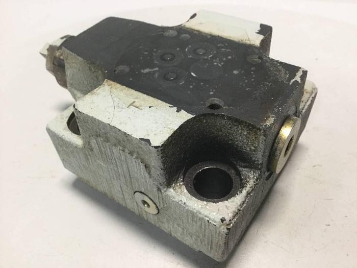 Used VICKERS Valve CVCS25C1S2W24510S24AP10P10 #99577