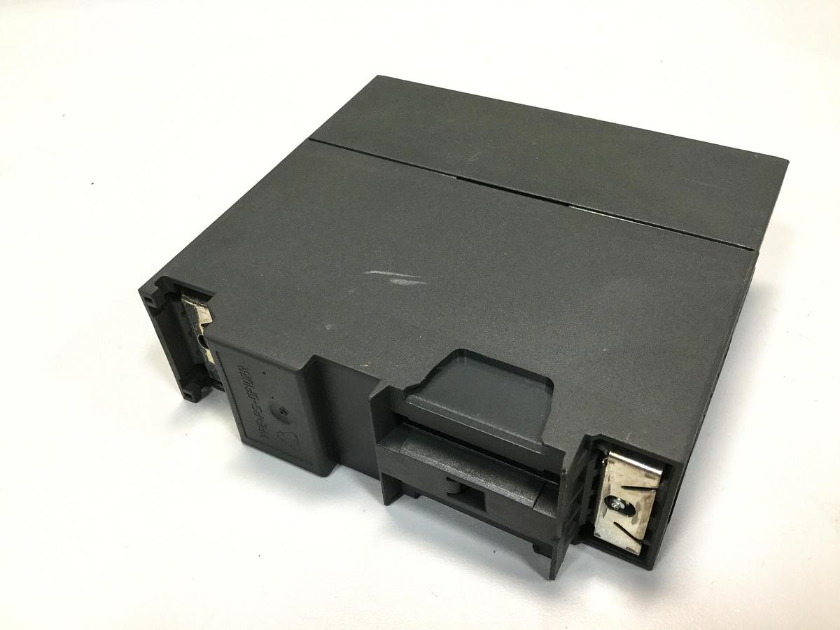 Used SIEMENS I/O Module 6ES7 323-1BL00-0AA0 USED