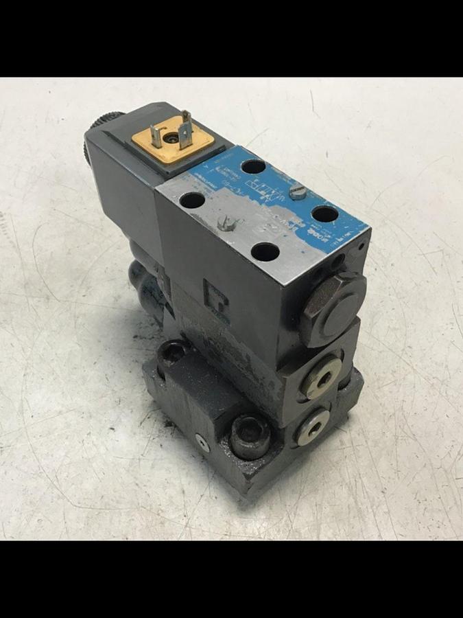 Used VICKERS Valves DG4V-3-2AL-M-U-HL7-60 Used #143937