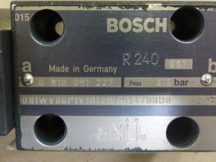 Used BOSCH Directional Valve 0 810 091 227 #47240