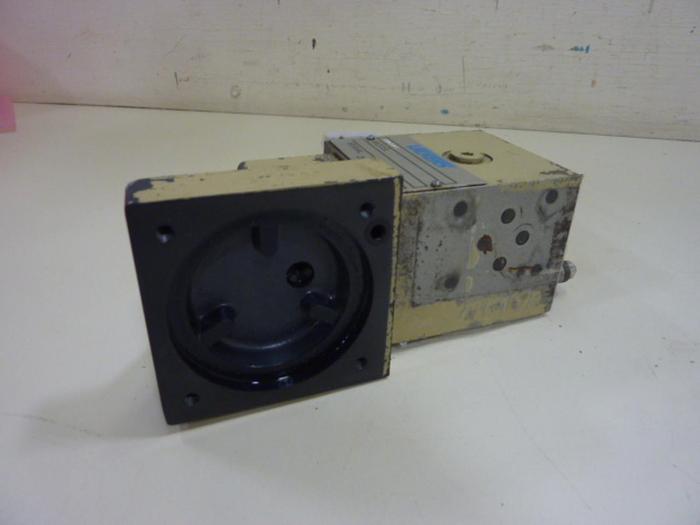 Used VICKERS Valve 876773 #61046
