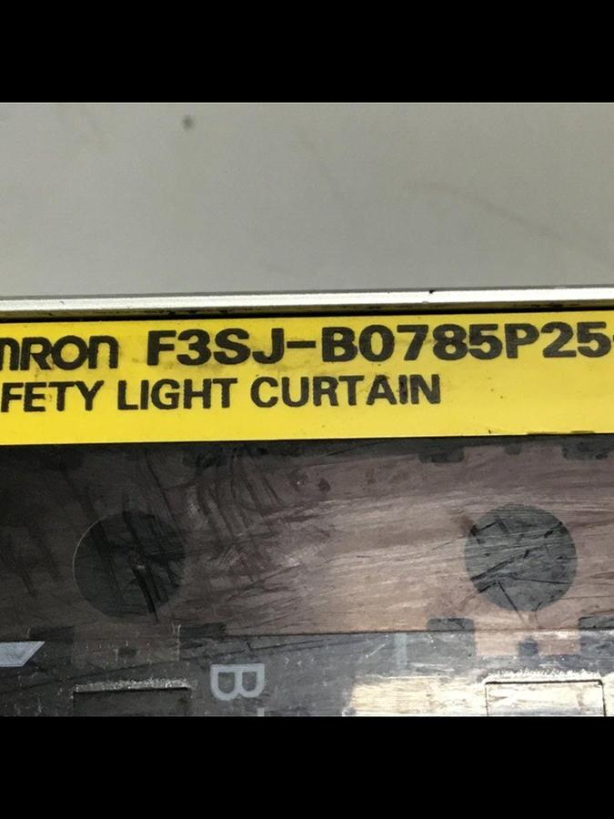 Used OMRON Safety Curtain F3SJ-B0785P25-D #133683