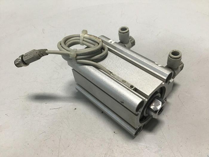 Used SMC Cylinder CDQ2B32-40DZ #115139