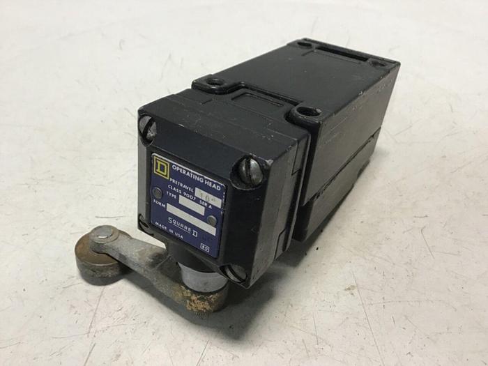 Used SQUARE D Limit Switch 9007-AEQ2699 Used