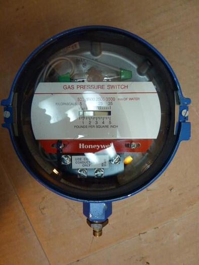 Used HONEYWELL Gas Pressure Switch C437 F,J,K #22401