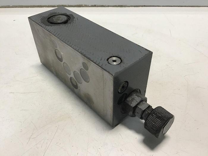 Used PARKER Valve PRM3PP25K31 USED