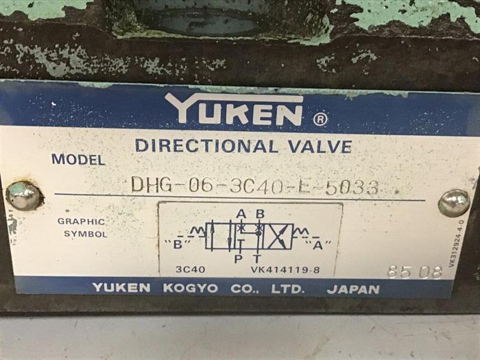 Used YUKEN Directional Valve DHG-06-3C40-E-5033 #137737