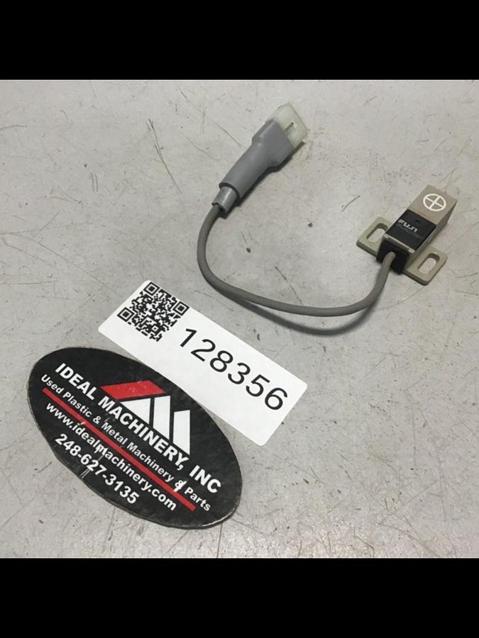 Used FUJI ELECTRIC Proximity Switch PE-B4D3 Used