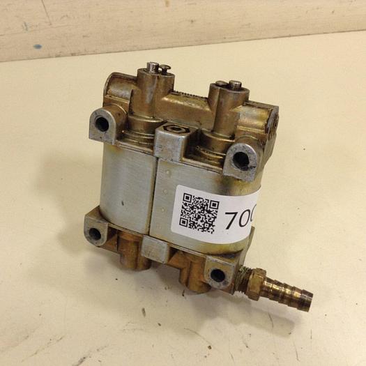 Used SKINNER 4-Way Valve V935 DEF2075 #70081