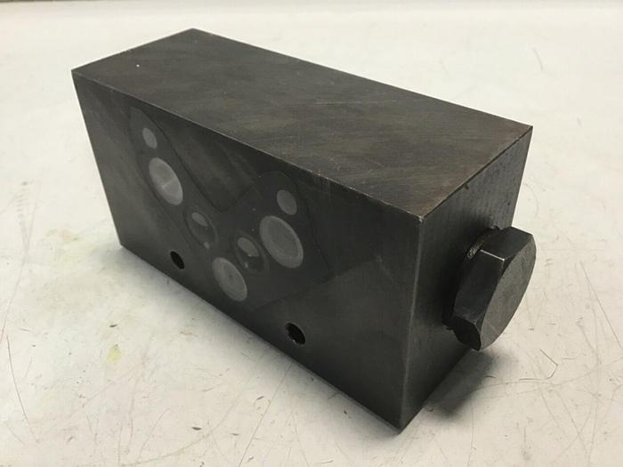 Used VICKERS Pilot Operated Check Valve DGMPC-5-ABK-BAK-30 #131951