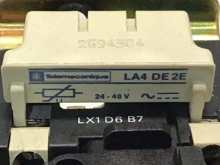 Used TELEMECANIQUE Contactor LC1D80004 #125483