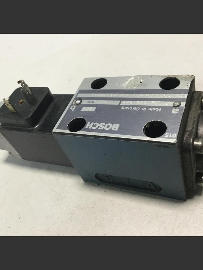 Used BOSCH Valve 0 810 090 322 Used