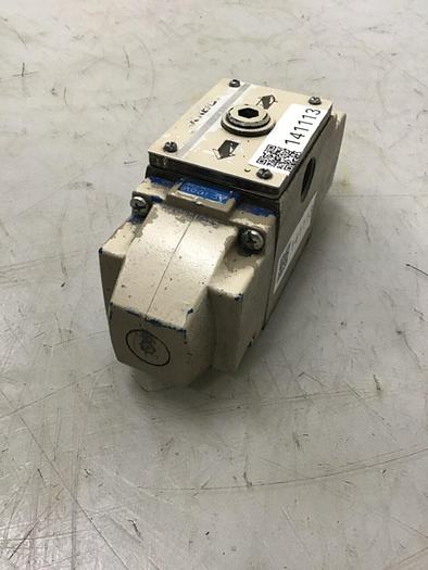 Used VICKERS Valve DG4S50CWT11 Used